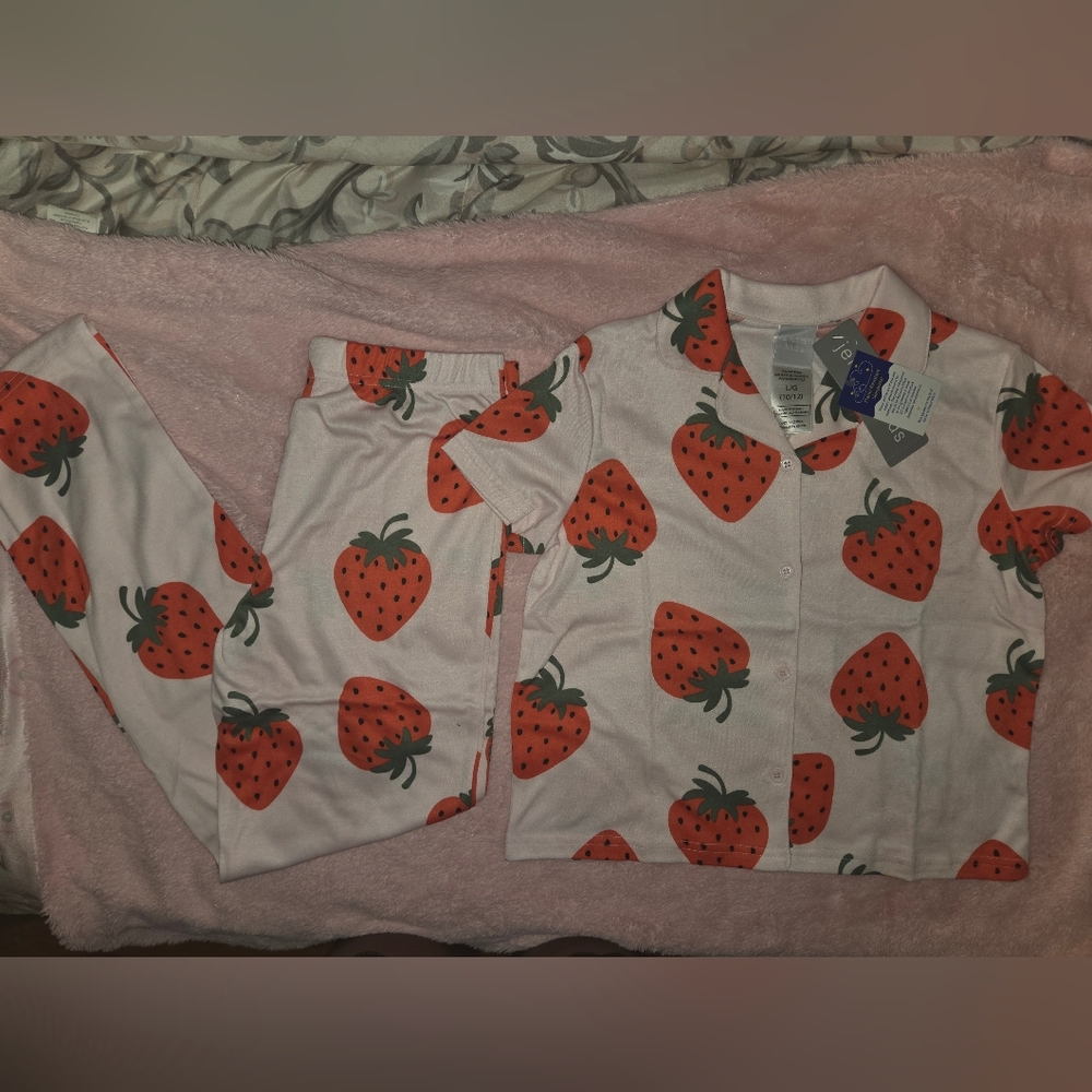 Strawberry Print Kids Pajamas